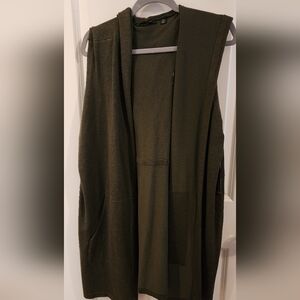Cyrus olive hooded sweater vest 2X NWT